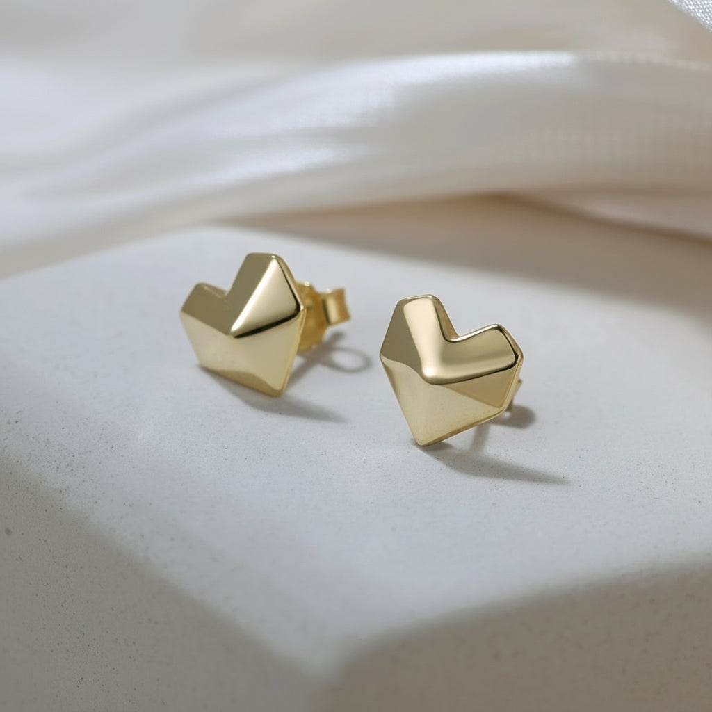 Romantic 925 Sterling Silver Heart Stud Earrings Minimalism Design