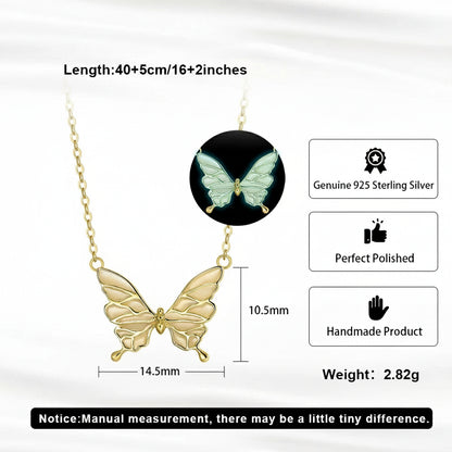 Butterfly Necklace in Sterling Silver – Chic Pendant on Clavicle Chain