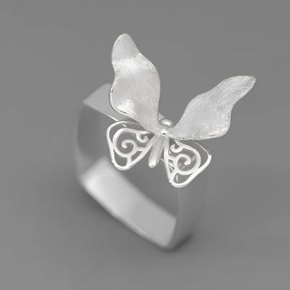 Silver Vintage Hollowed-out Butterfly Ring