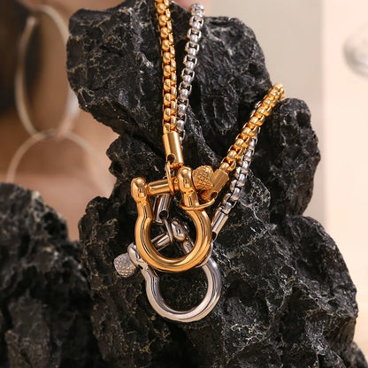 18K Gold Plated Double‑Tone Horseshoe Necklace – 316L Stainless Steel Waterproof Necklace