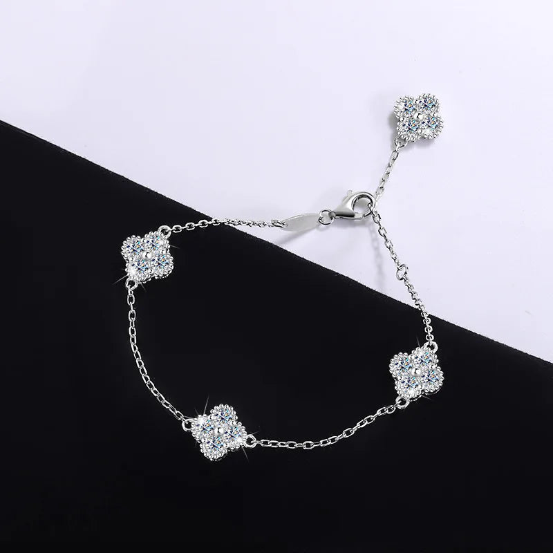 Silver Four Leaf Grass Diamond  Bracelet