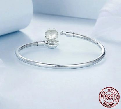 Silver Shell Bracelet Bangle