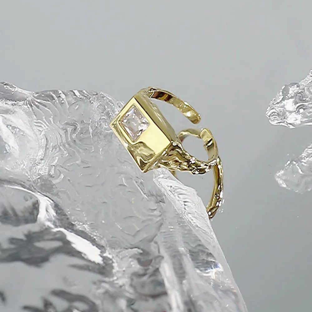 Adjustable 925 Sterling Silver Gold Square‑Gem Ring with Crystal Shine