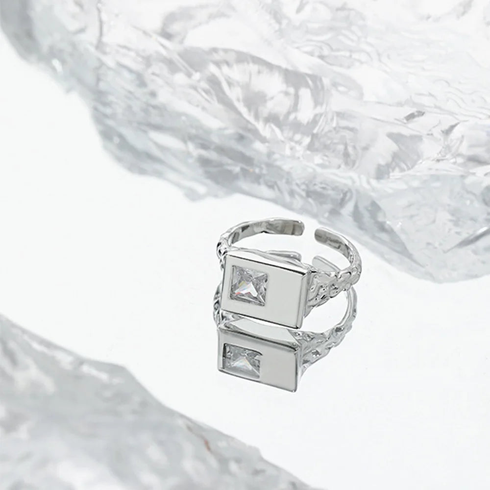 Adjustable 925 Sterling Silver Gold Square‑Gem Ring with Crystal Shine