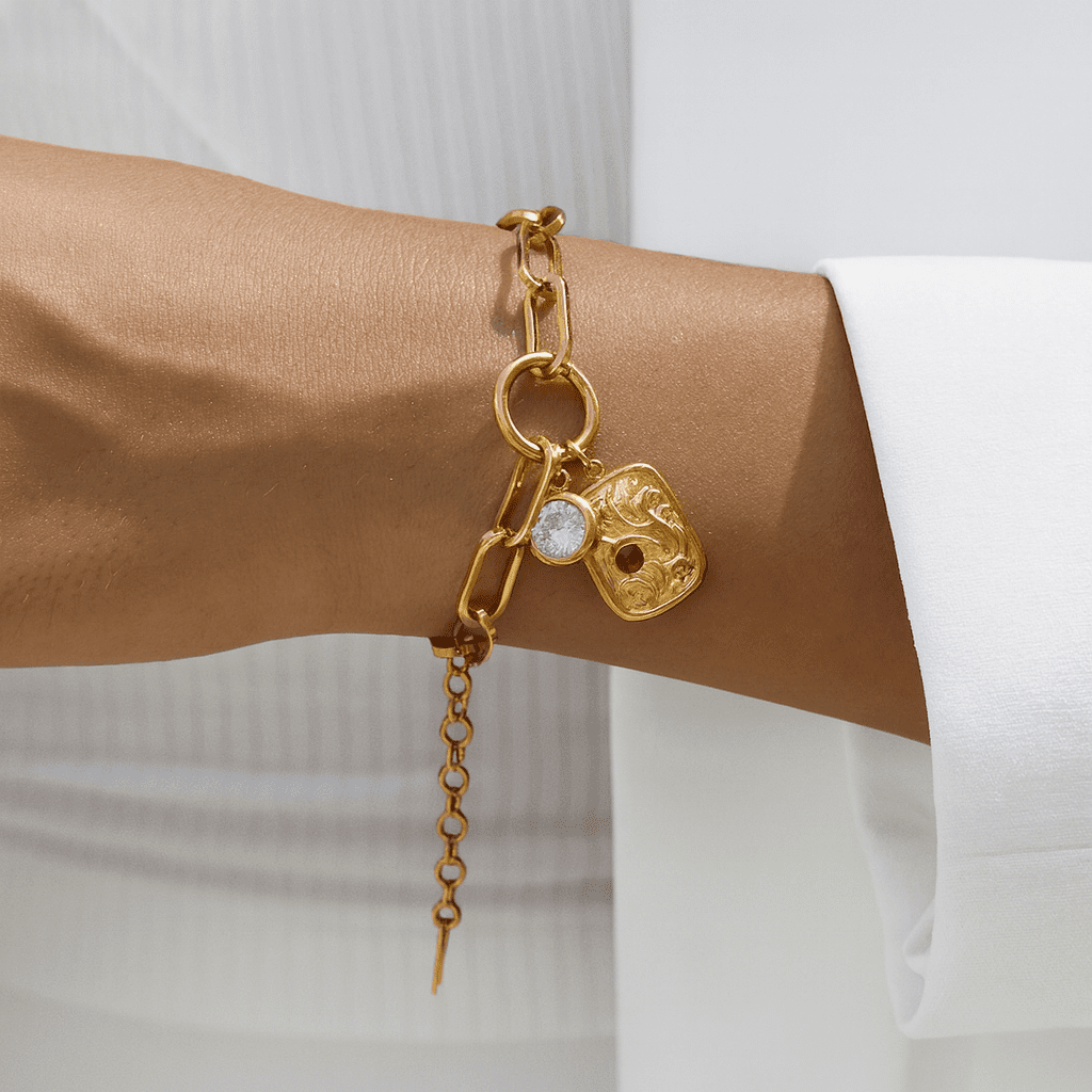 18K Gold Plated Link Charm Bracelet With Crystal & Baroque Pendant Tarnish Free